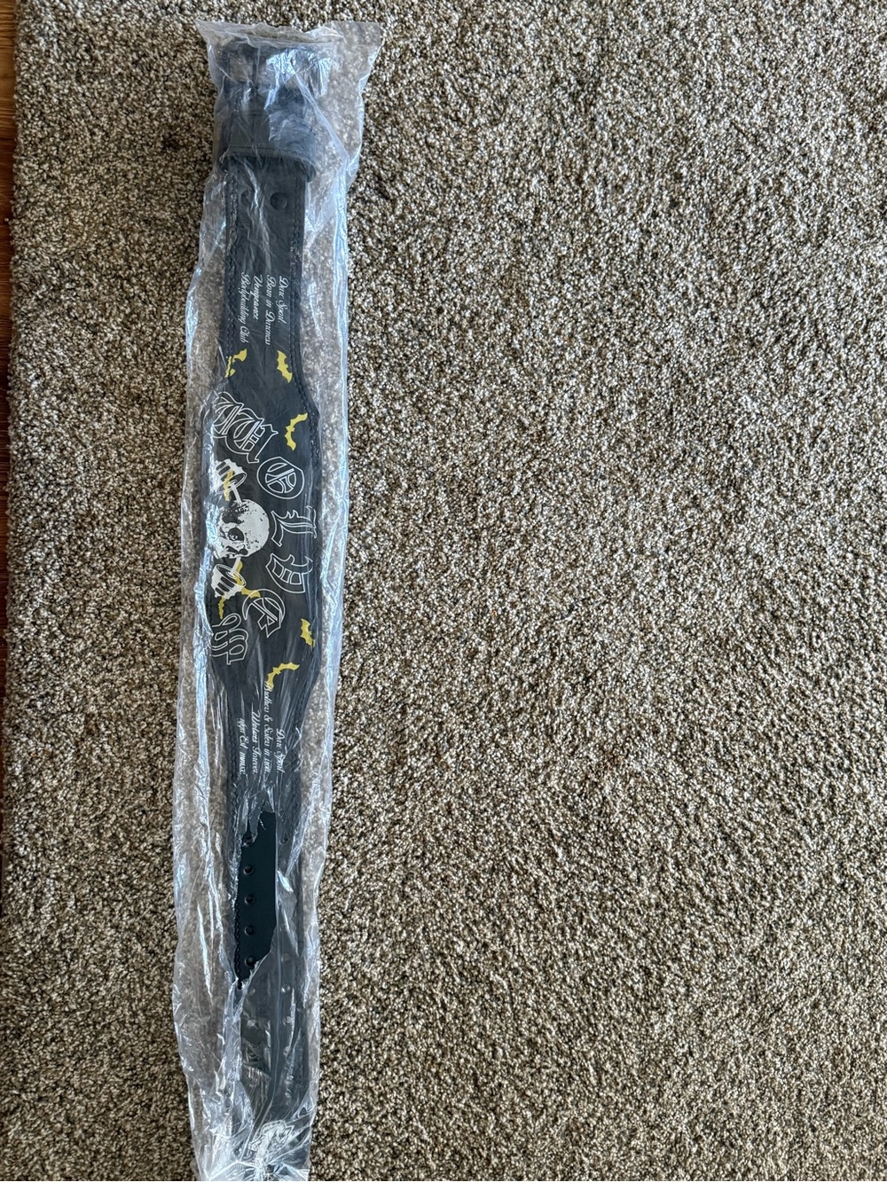 $150 retail Darc sport lifting belt size small